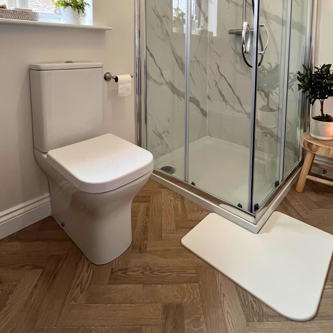 Diatomaceous Earth Stone Corner Bath Mat
